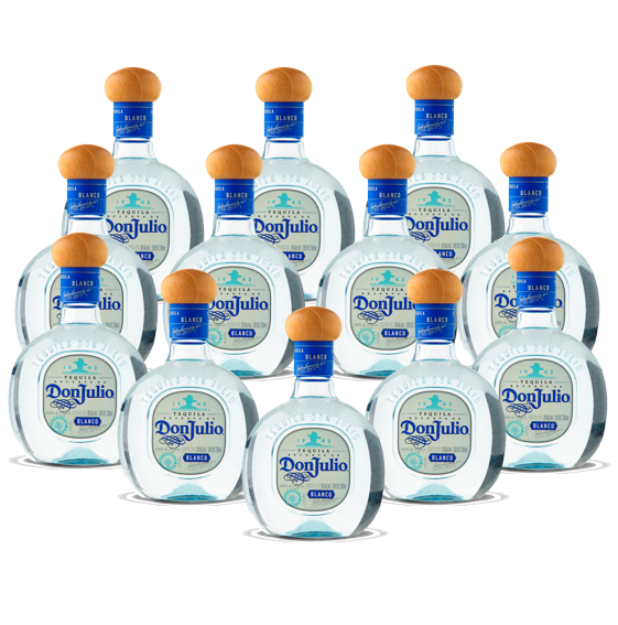 Don Julio Caja con 12 Piezas Tequila Blanco 700 ml